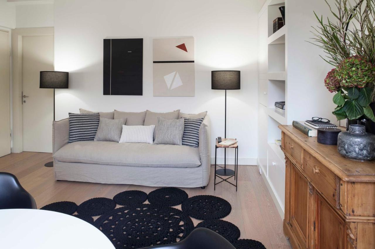 Lily Pads -Elegant Apartment- In The City Center Mailand Exterior foto