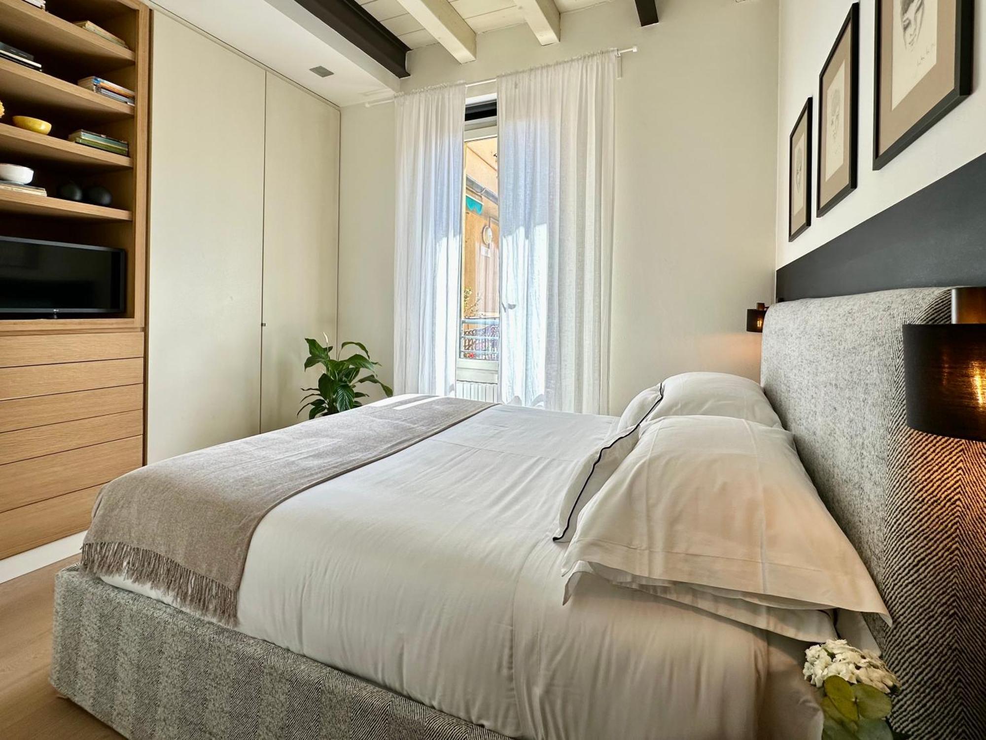 Lily Pads -Elegant Apartment- In The City Center Mailand Exterior foto
